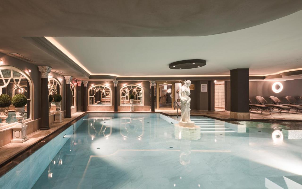 Falkensteiner Hotel & Spa Falkensteinerhof วัลเลส ภายนอก รูปภาพ